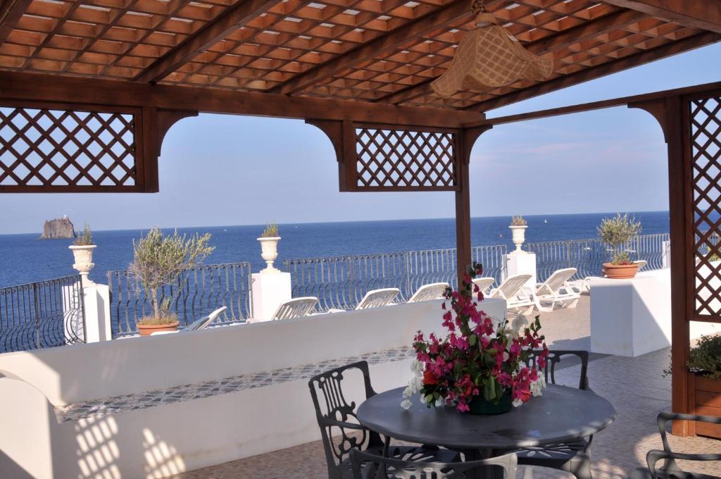 Hotel Villaggio Stromboli - Isola Di Stromboli Dış mekan fotoğraf